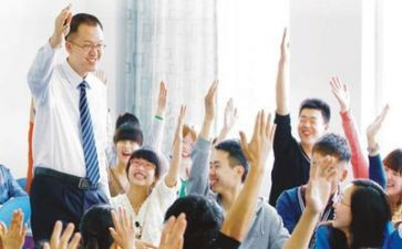 大学熬夜情况调查报告8篇