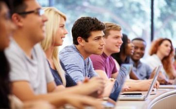 大学熬夜情况调查报告7篇