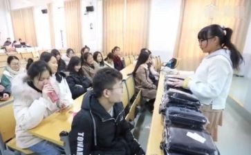 竞选大学班长演讲稿推荐5篇