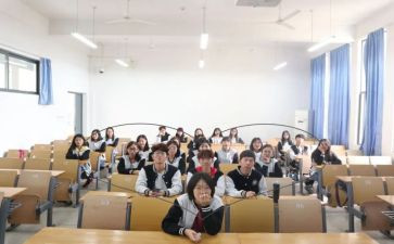 大学班级月工作总结模板7篇