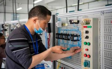 2024年电工工作总结报告5篇