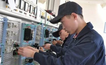 电工个人总结2023年精选5篇