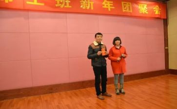 工班长月度工作总结8篇
