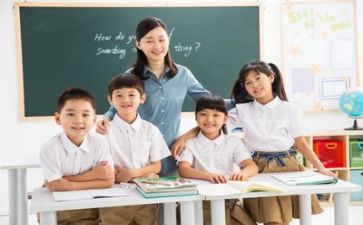 教师年度总结报告个人总结8篇