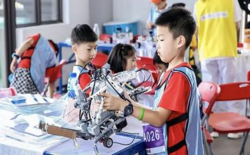 学校科技节领导讲话稿5篇