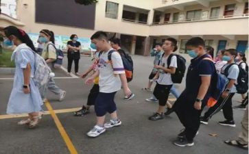 作文六年级的我600字参考5篇
