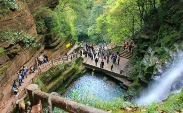 旅游个人述职报告8篇