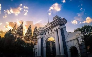 清华大学作文5篇
