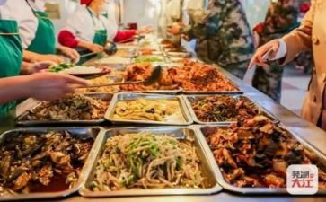 食堂月的工作计划精选7篇