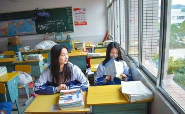 写我的同桌作文500字作文推荐8篇