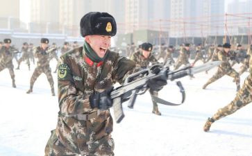 武警班年终总结7篇