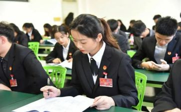 初中学委述职报告模板8篇